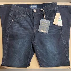 NWT Democracy Women’s Blue Jeans “Ab” solution (8P)